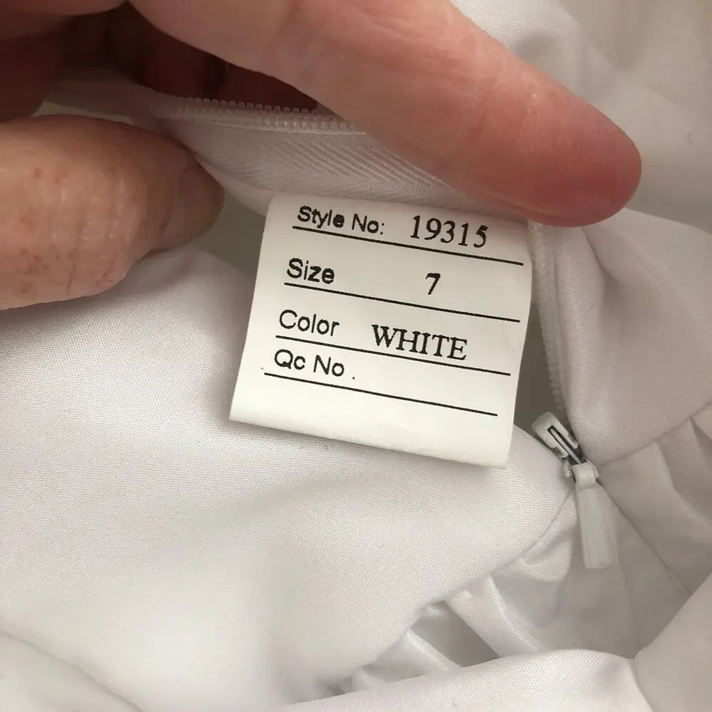 Joan Calabrese Girls formal dress in white aged 7